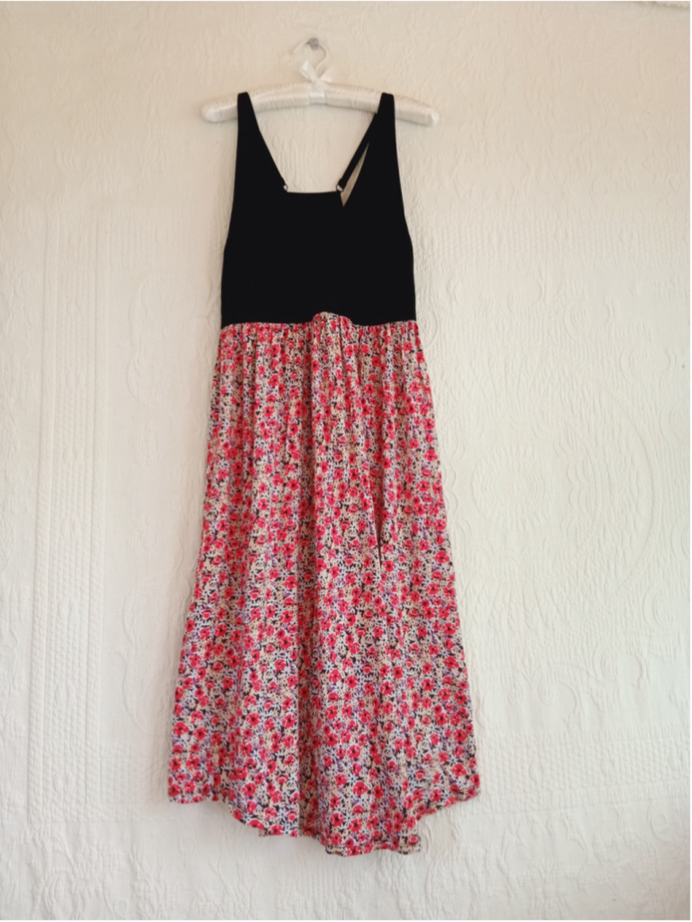 Black Red Ditsy Floral Midi Dress Fit n Flare Stretch Top Flowy comfy cottagecor - Picture 8 of 8